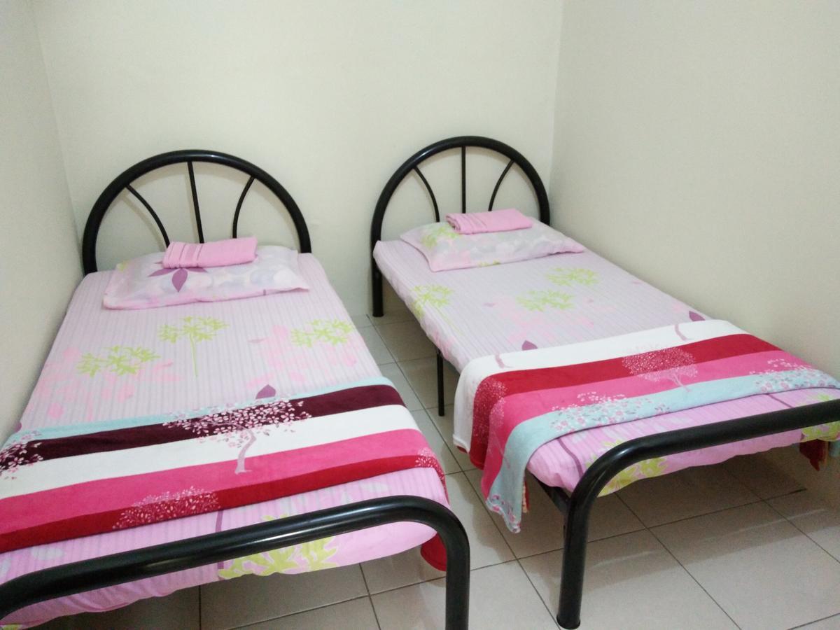 Sarinas Homestay Semporna Exterior foto